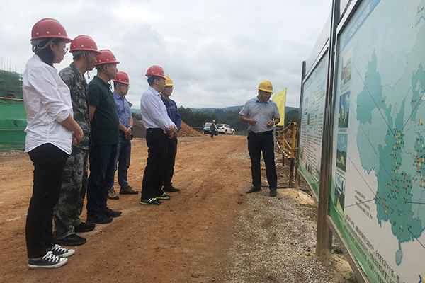 1594605439506874.jpg 展板介紹.jpg