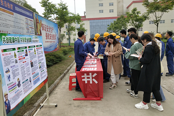 1620440110471239.jpg 1ef5e08c2637b48bc3f4278e3ebff6b.jpg