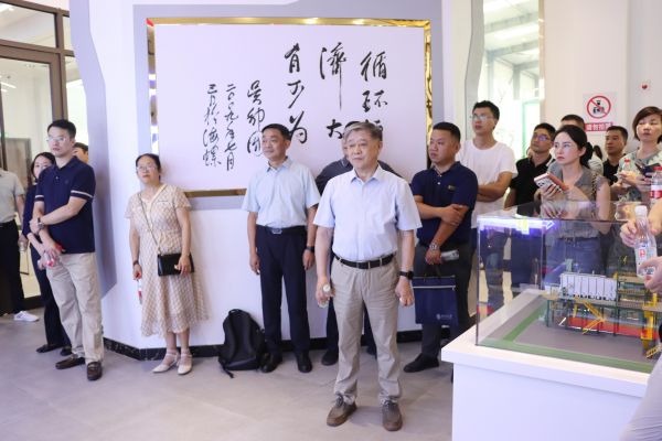 1724553188359908.jpg IMG_4577.jpg